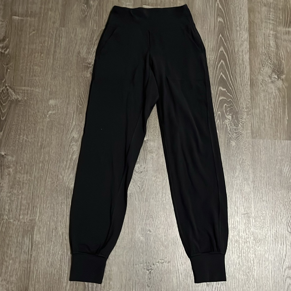Lululemon Align Jogger *28" Black Size 2 - Picture 2 of 7